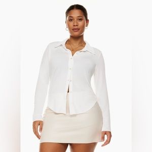 Wilfred pose long sleeve